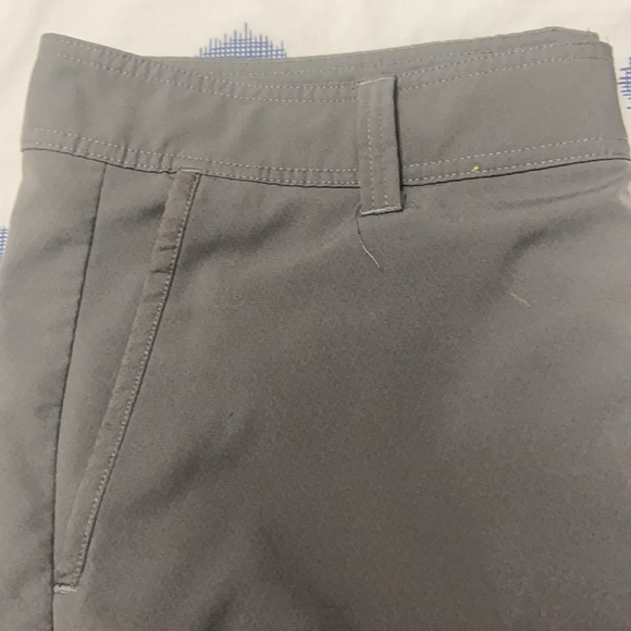 Magellan Shorts - Picture 4 of 5